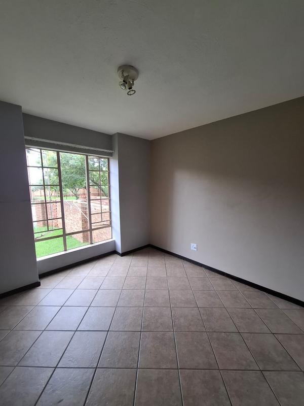 To Let 2 Bedroom Property for Rent in Mooikloof Ridge Gauteng