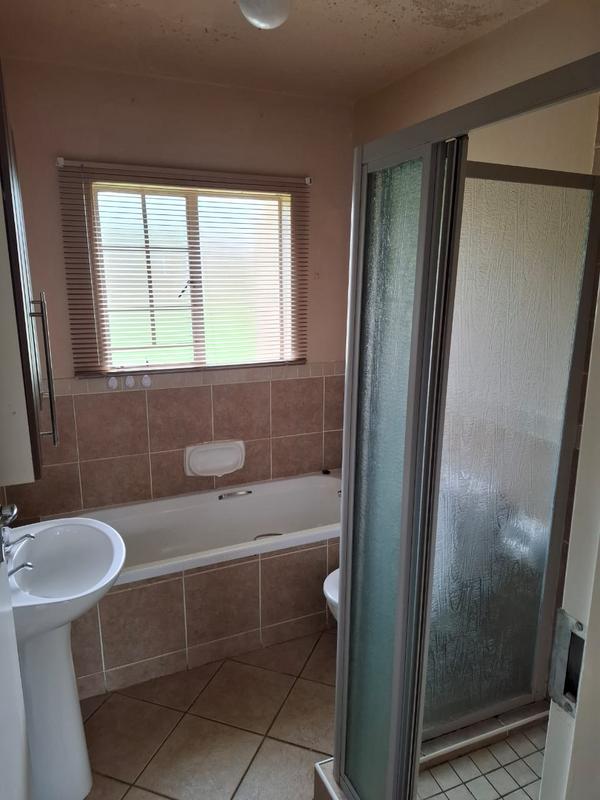 To Let 2 Bedroom Property for Rent in Mooikloof Ridge Gauteng