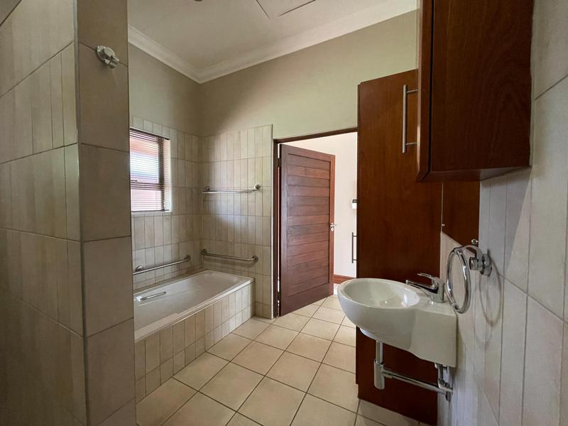 To Let 1 Bedroom Property for Rent in Retire at Midstream Gauteng