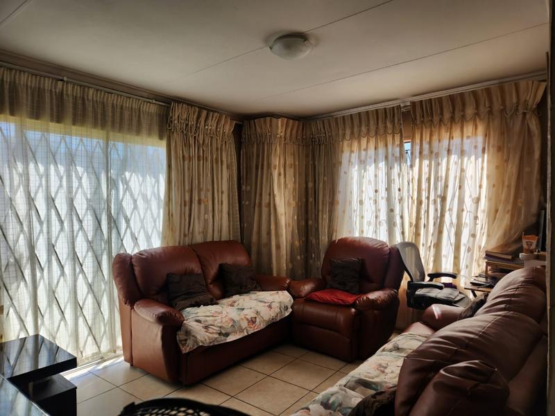 3 Bedroom Property for Sale in Olievenhoutbosch Gauteng