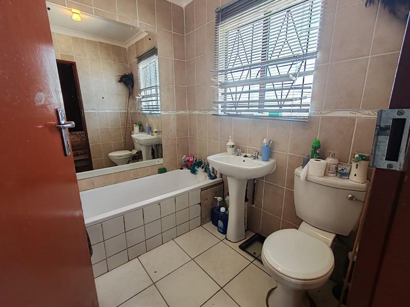 3 Bedroom Property for Sale in Olievenhoutbosch Gauteng