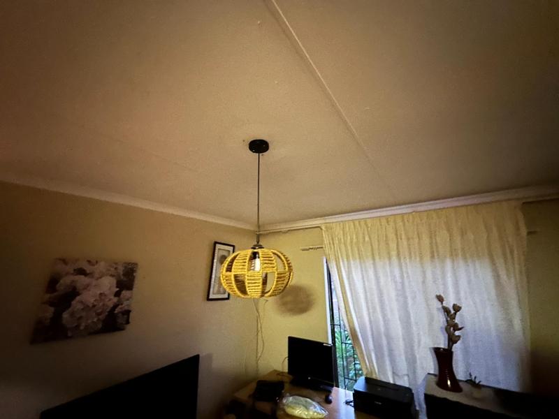 2 Bedroom Property for Sale in Soshanguve VV Gauteng