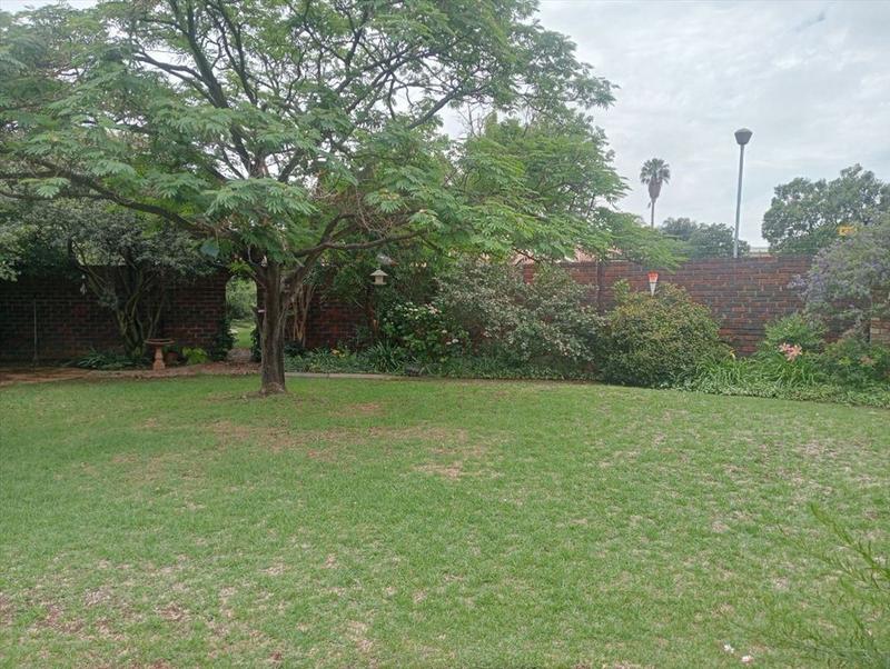 3 Bedroom Property for Sale in Sunward Park Gauteng