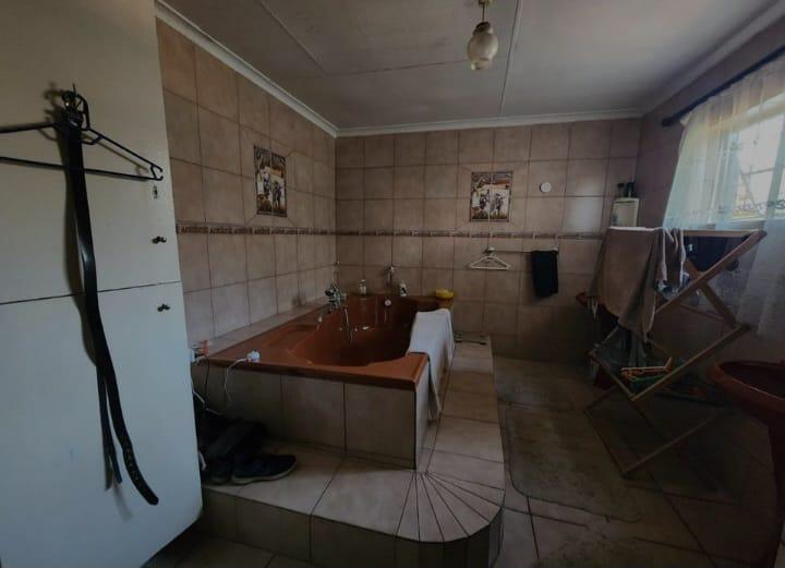 4 Bedroom Property for Sale in Pretoria Gardens Gauteng