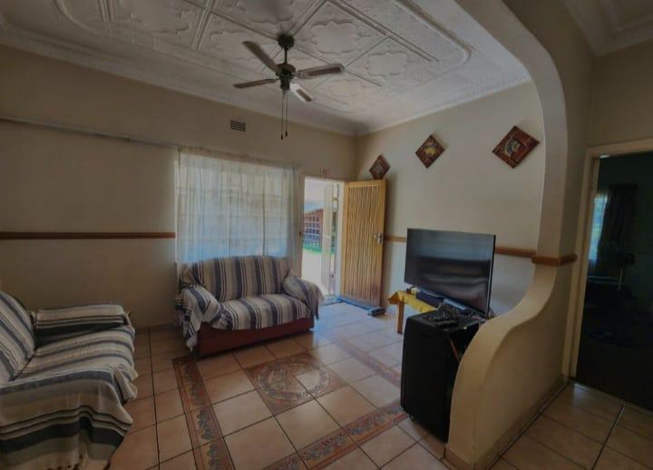 4 Bedroom Property for Sale in Pretoria Gardens Gauteng