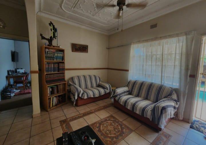 4 Bedroom Property for Sale in Pretoria Gardens Gauteng