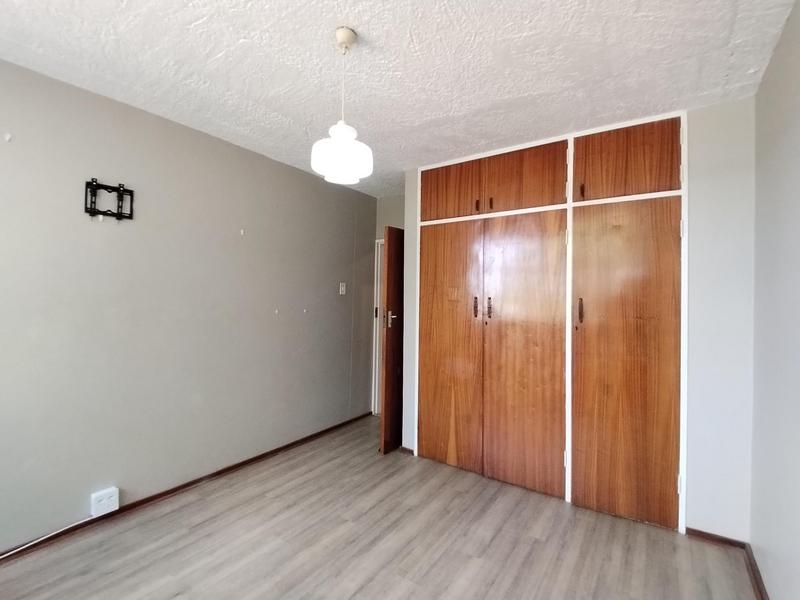 To Let 3 Bedroom Property for Rent in Sinoville Gauteng