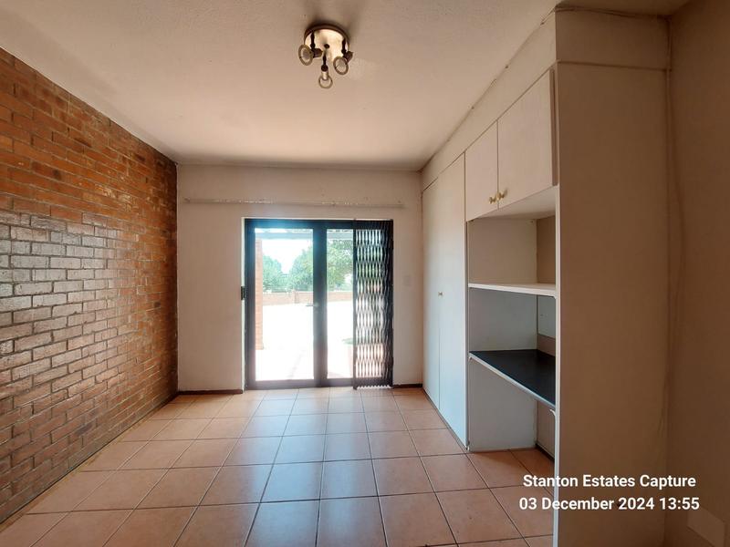 To Let 1 Bedroom Property for Rent in Auckland Park Gauteng