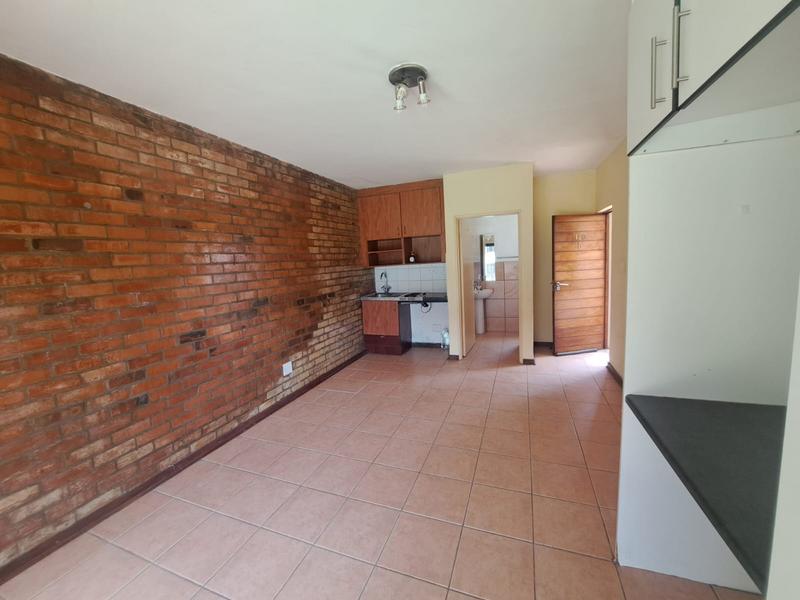 To Let 1 Bedroom Property for Rent in Auckland Park Gauteng