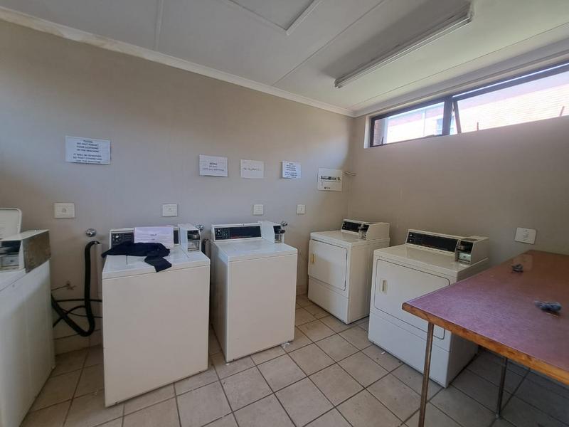 To Let 1 Bedroom Property for Rent in Auckland Park Gauteng