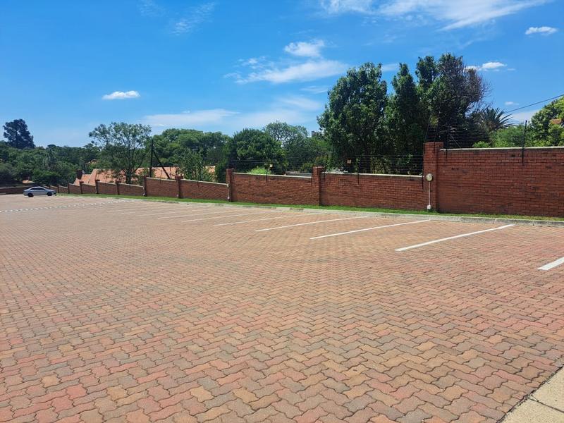 To Let 1 Bedroom Property for Rent in Auckland Park Gauteng