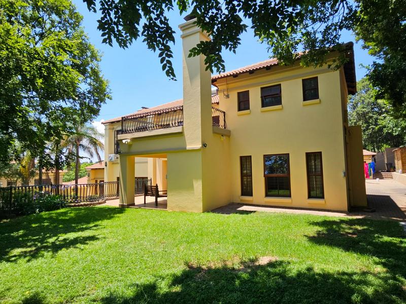 To Let 4 Bedroom Property for Rent in Waterkloof Ridge Gauteng