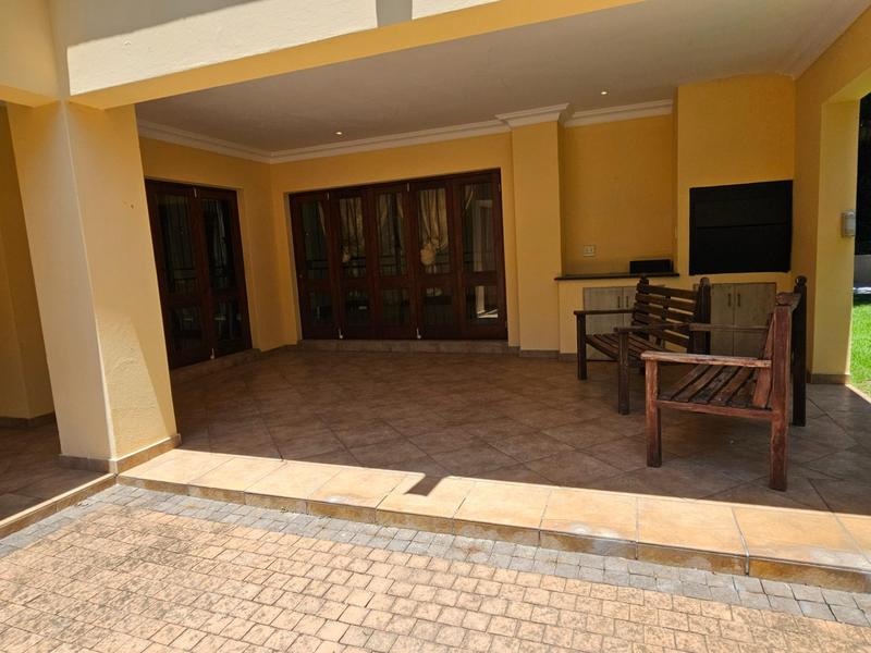 To Let 4 Bedroom Property for Rent in Waterkloof Ridge Gauteng