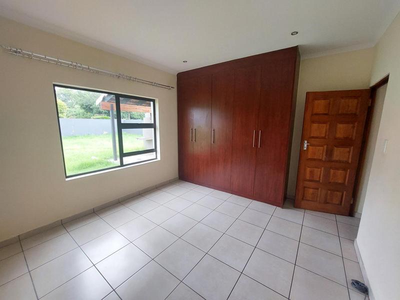 To Let 4 Bedroom Property for Rent in Stone Ridge Gauteng