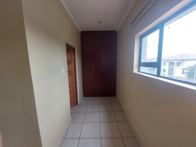 To Let 4 Bedroom Property for Rent in Stone Ridge Gauteng