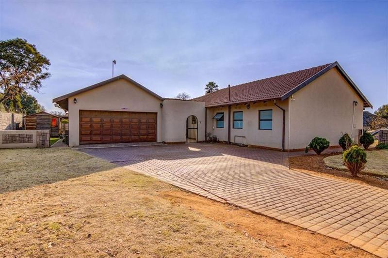 3 Bedroom Property for Sale in Parkrand Gauteng