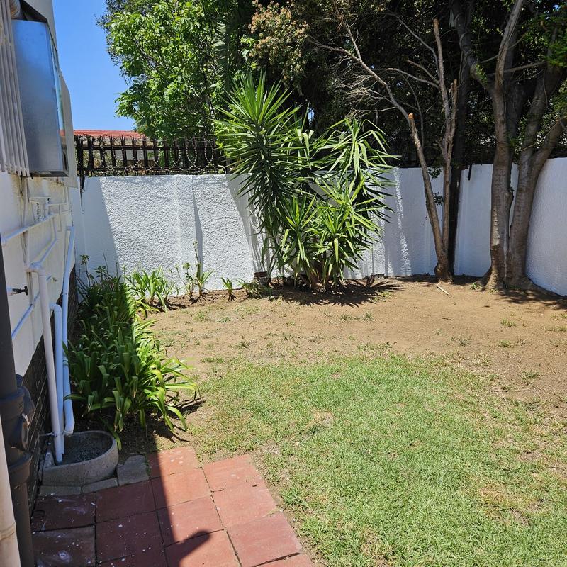 To Let 1 Bedroom Property for Rent in Wendywood Gauteng