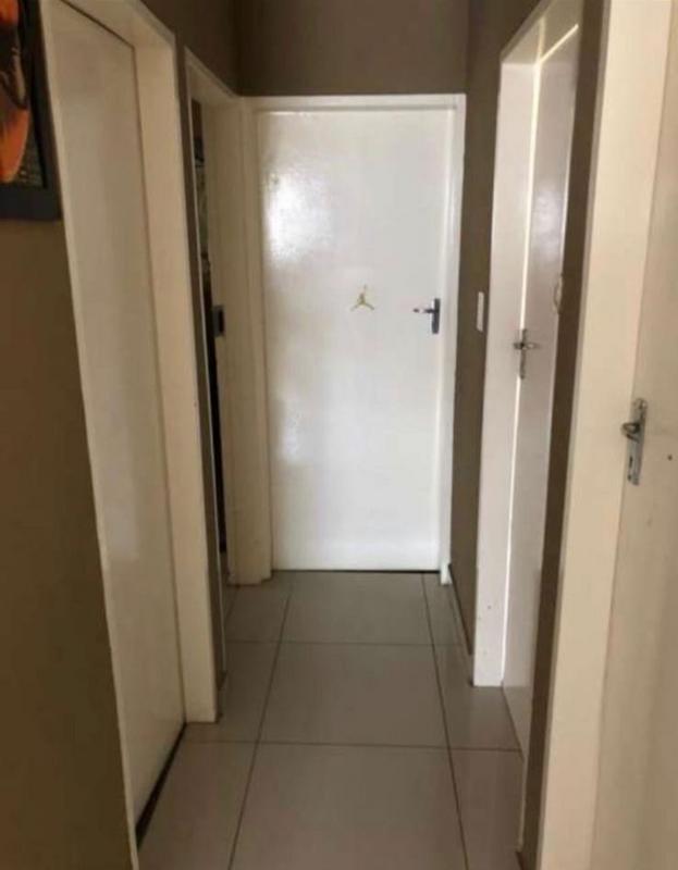 To Let 3 Bedroom Property for Rent in Ormonde View Gauteng