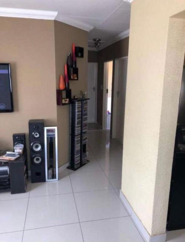 To Let 3 Bedroom Property for Rent in Ormonde View Gauteng