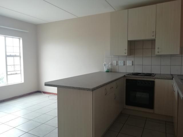 To Let 1 Bedroom Property for Rent in Grand Central Gauteng