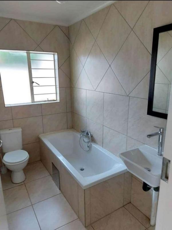 3 Bedroom Property for Sale in La Montagne Gauteng