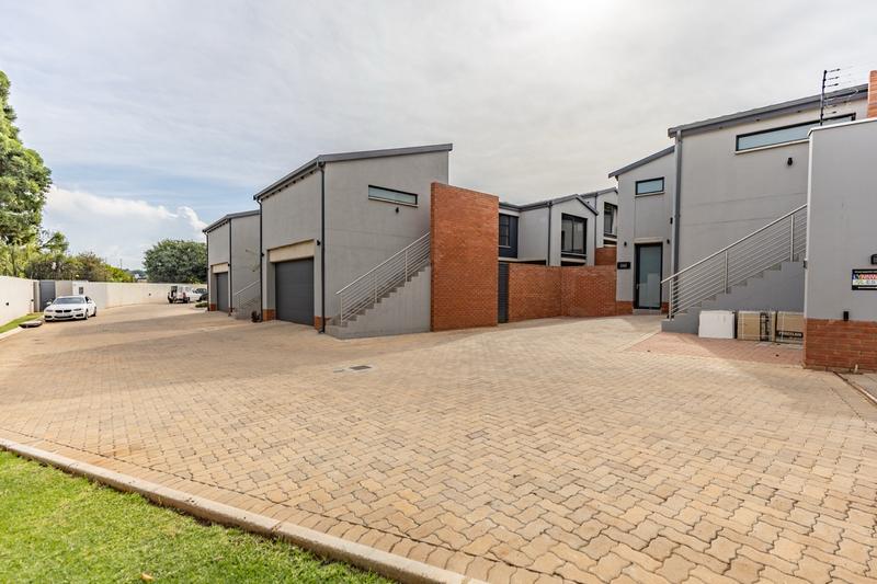 3 Bedroom Property for Sale in Lynnwood Gauteng