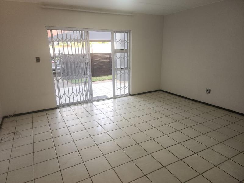 2 Bedroom Property for Sale in Bardene Gauteng