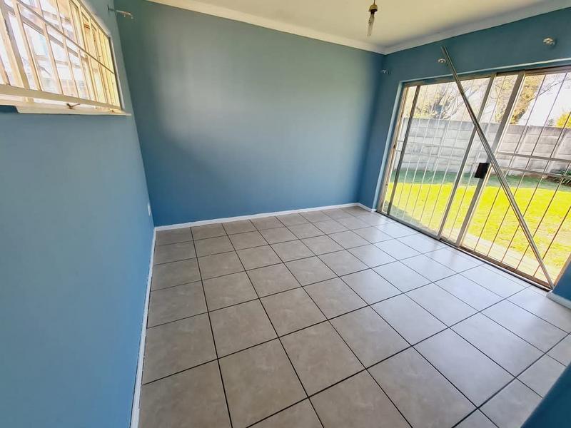 To Let 4 Bedroom Property for Rent in Minnebron Gauteng