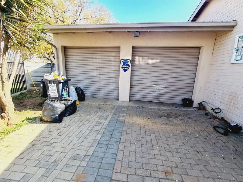 To Let 4 Bedroom Property for Rent in Minnebron Gauteng