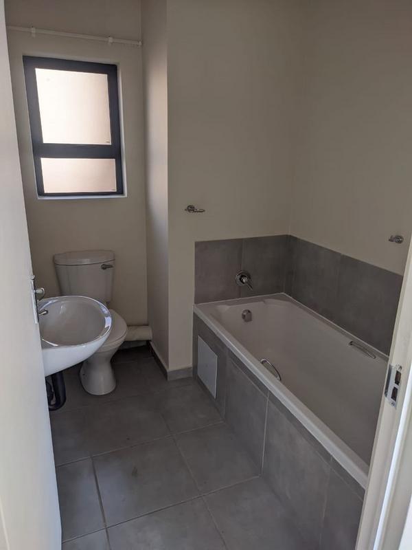 To Let 2 Bedroom Property for Rent in Katlehong South Gauteng