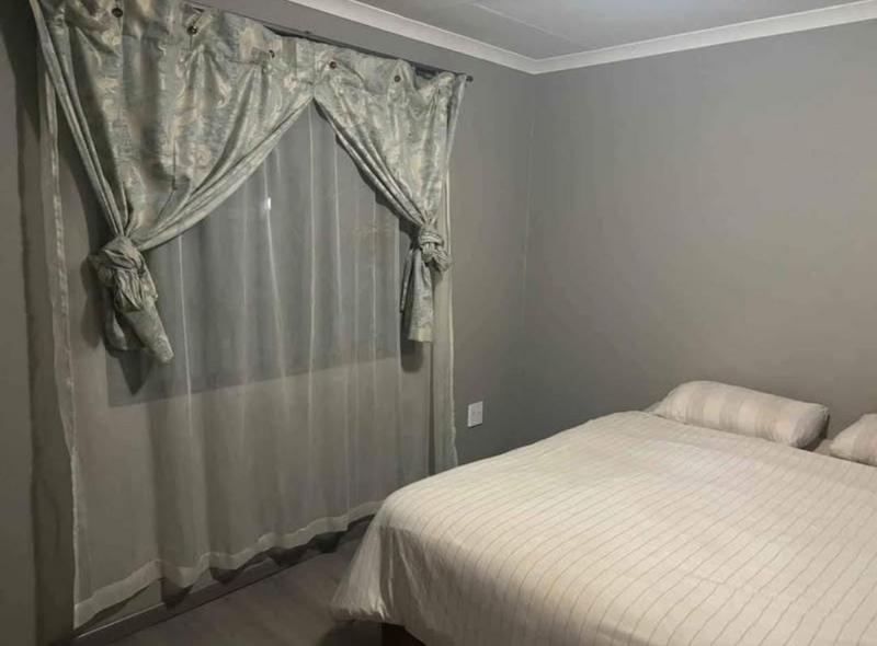 3 Bedroom Property for Sale in Vosloorus Gauteng