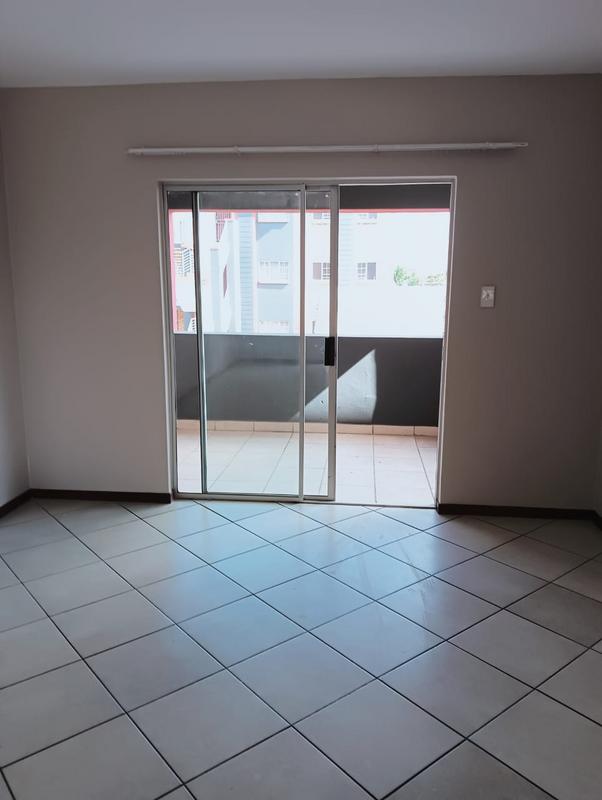 2 Bedroom Property for Sale in Monavoni Gauteng