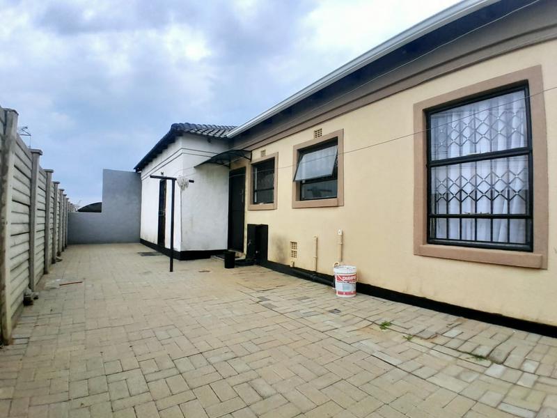 2 Bedroom Property for Sale in Powerville Gauteng