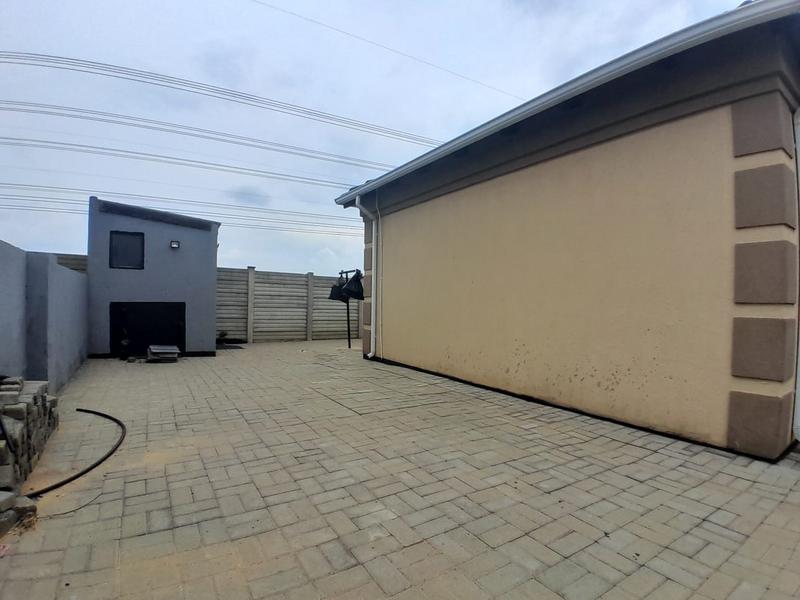 2 Bedroom Property for Sale in Powerville Gauteng