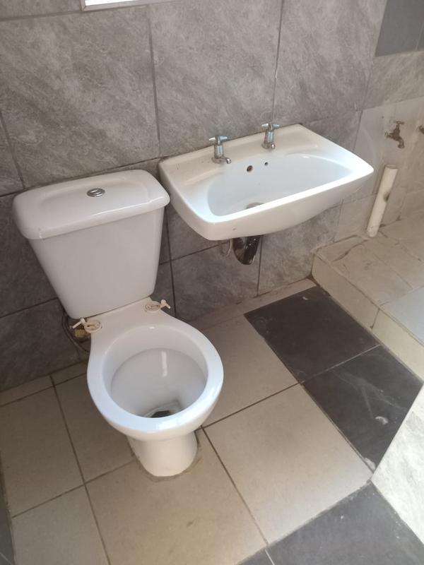 To Let 3 Bedroom Property for Rent in Protea Glen Gauteng