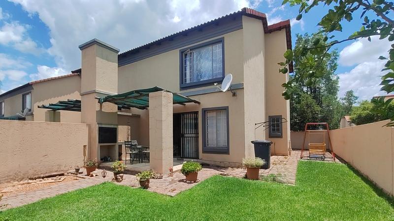 2 Bedroom Property for Sale in Annlin Gauteng