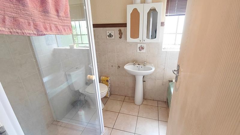 2 Bedroom Property for Sale in Annlin Gauteng