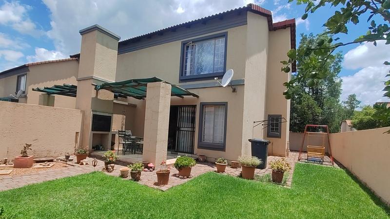 2 Bedroom Property for Sale in Annlin Gauteng