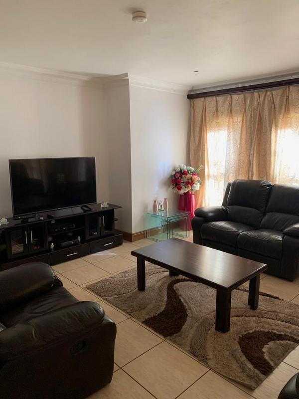 4 Bedroom Property for Sale in Waterkloof Ridge Gauteng