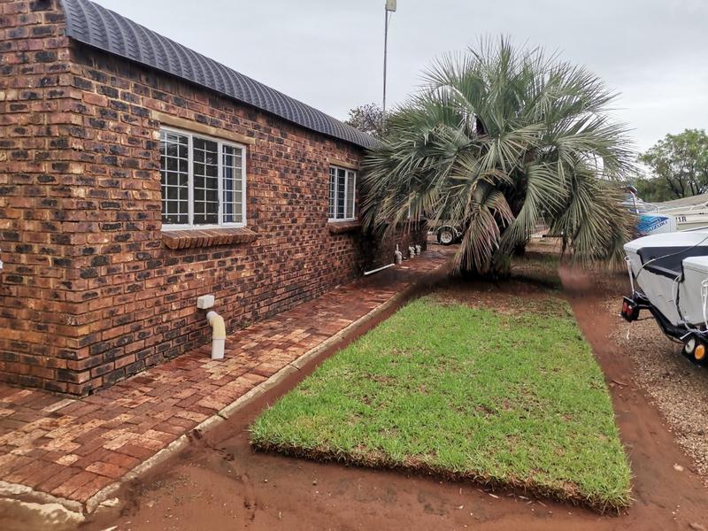 Commercial Property for Sale in Roodia Gauteng