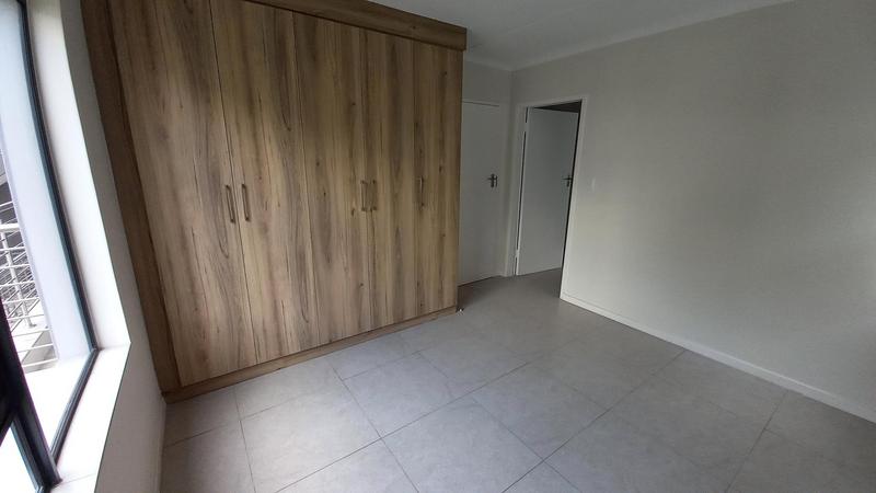 To Let 1 Bedroom Property for Rent in Modderfontein Gauteng