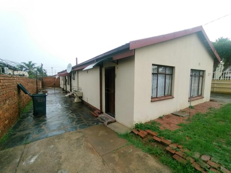 To Let 3 Bedroom Property for Rent in Laudium Gauteng