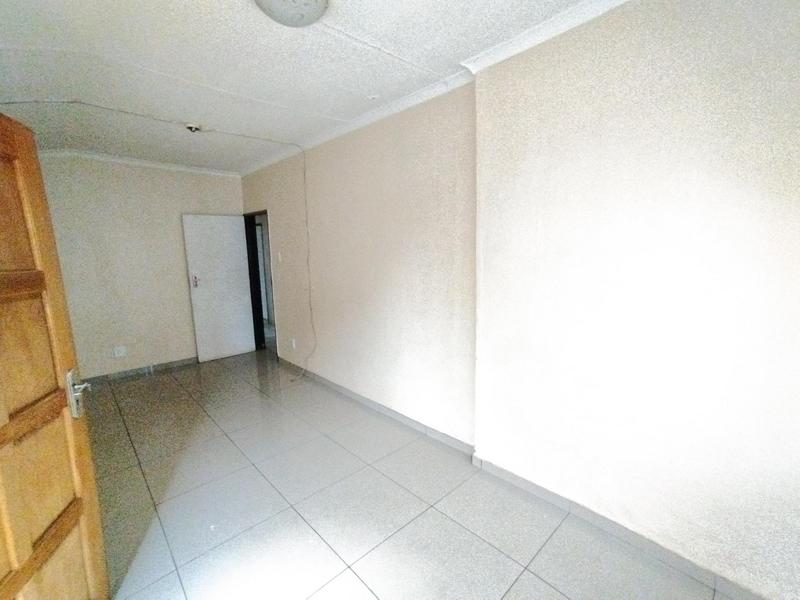 To Let 3 Bedroom Property for Rent in Laudium Gauteng