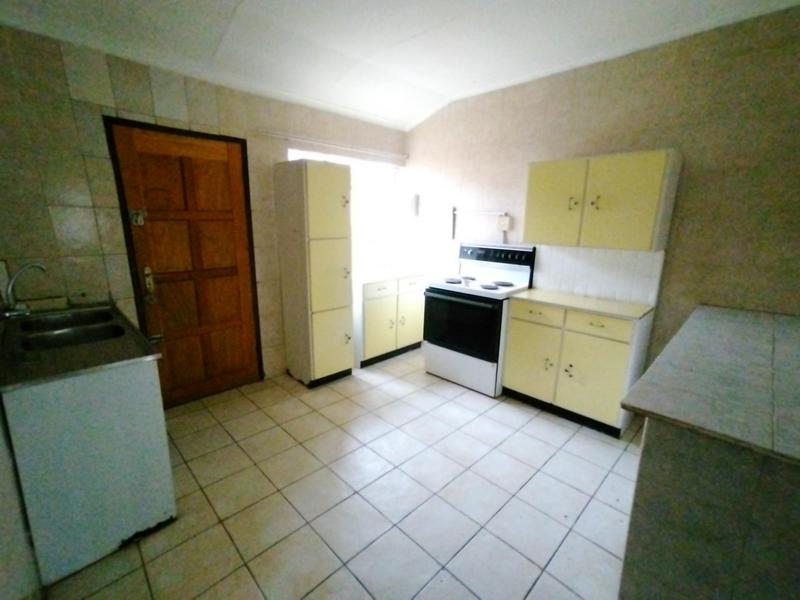 To Let 3 Bedroom Property for Rent in Laudium Gauteng