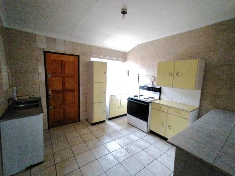 To Let 3 Bedroom Property for Rent in Laudium Gauteng