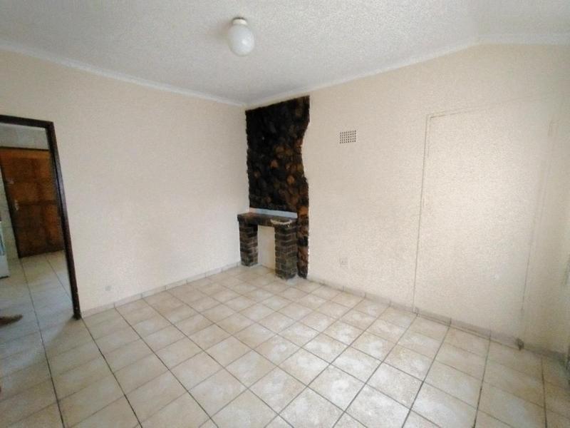 To Let 3 Bedroom Property for Rent in Laudium Gauteng