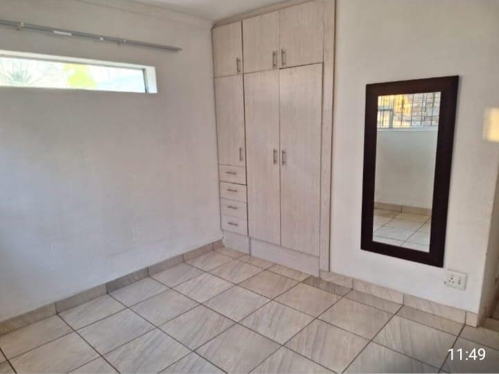 To Let 1 Bedroom Property for Rent in Kensington Gauteng