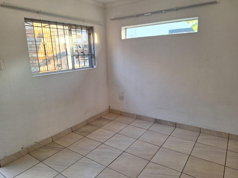 To Let 1 Bedroom Property for Rent in Kensington Gauteng