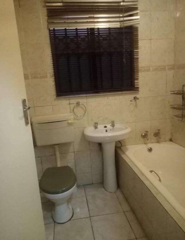 To Let 3 Bedroom Property for Rent in Protea Glen Gauteng