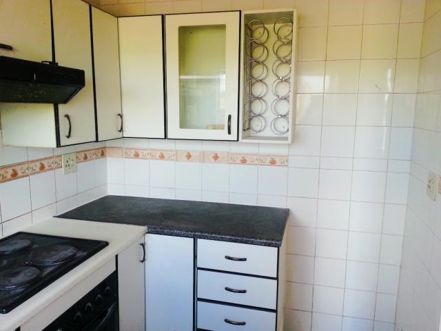 To Let 2 Bedroom Property for Rent in Buccleuch Gauteng